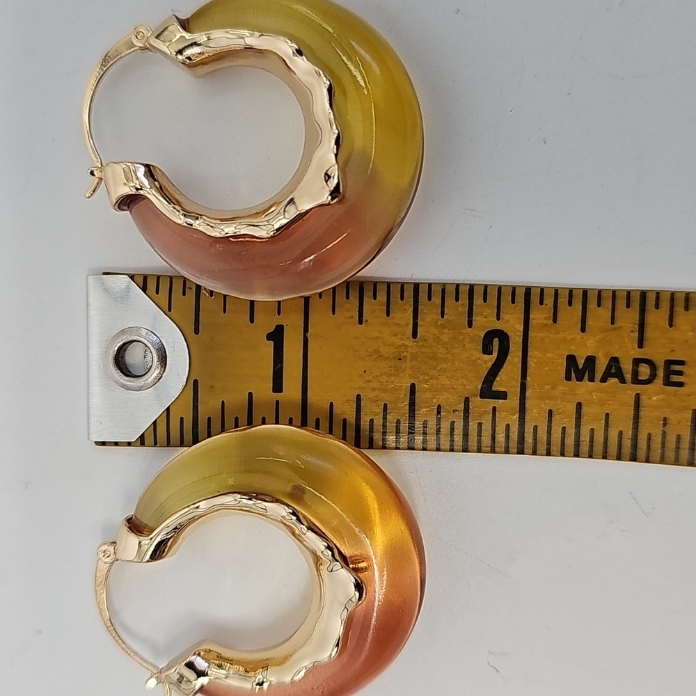 Chico's Chunky Transparent Gold Gradient Colored Resin Hoop No Droop Earrings‎ - Picture 6 of 9